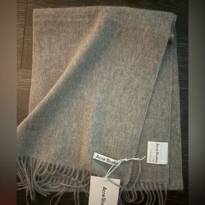 Acne Studios Narrow Wool Fringed Scarf • Light Grey Melange • NWT